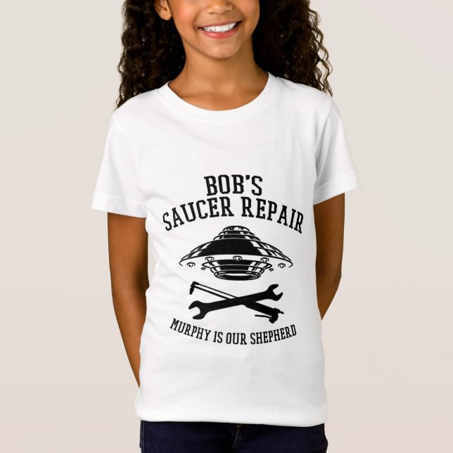 T - Shirt eines Mädchens mit Saucer-Repair-Logo de (Vorderseite)