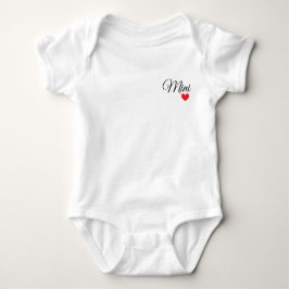 T-shirt famille cœur personnalisé baby strampler