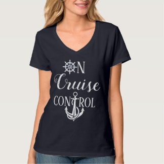 T-Shirt 'Frauen auf Kreuzfahrt-Kontrolle'