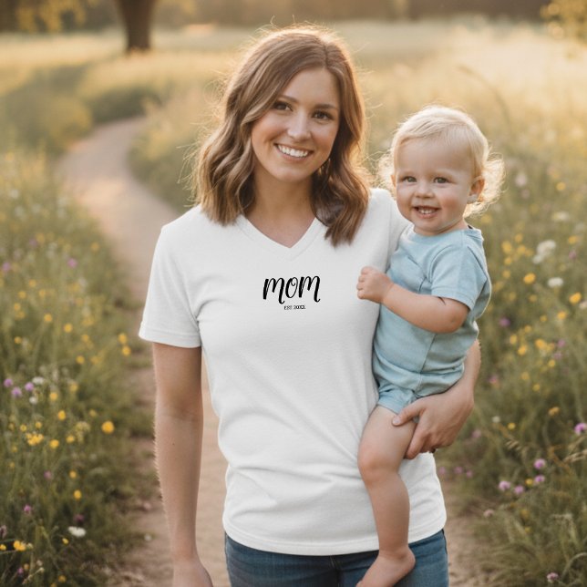 T - Shirt für die Mama mit schwarzem Skript (Von Creator hochgeladen)
