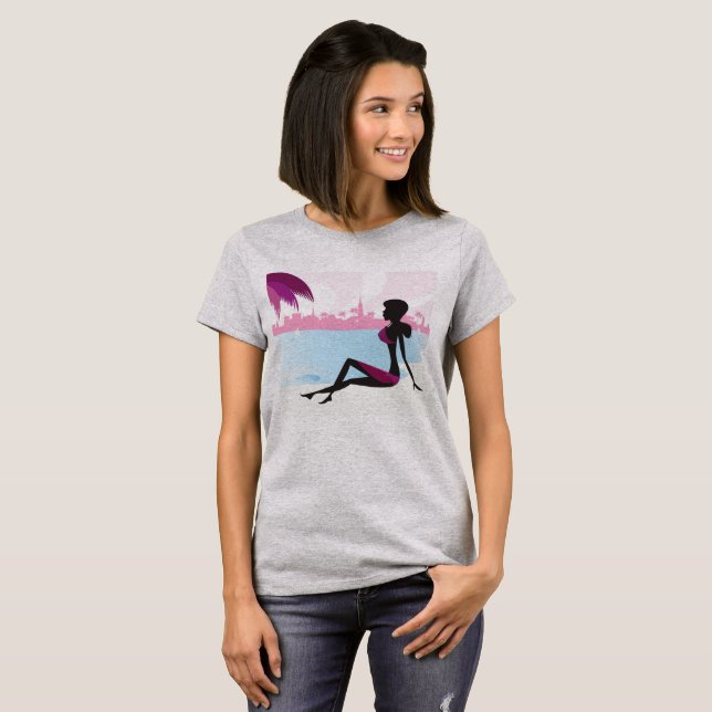T-Shirt Grau mit von Hand gezeichneter (Vorne ganz)