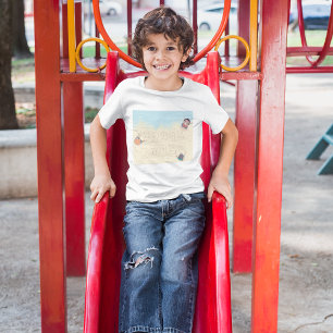 T-Shirt Kinder schreiben Zahlen in den Sand