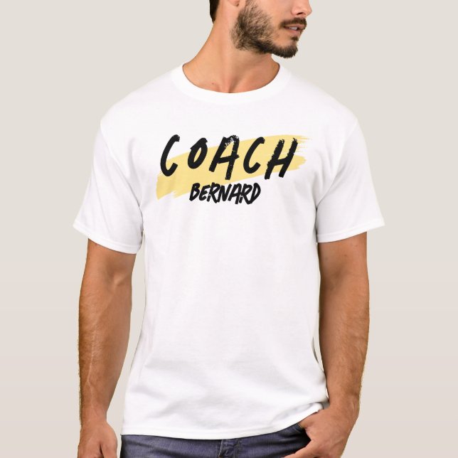T - Shirt mit Coachname, Geschenk für den Coach (Vorderseite)