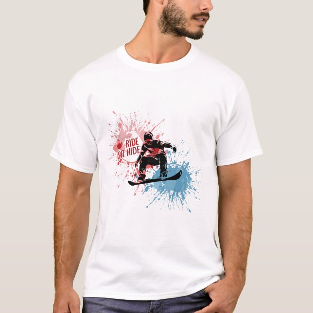 T - Shirt mit einem Mann, der auf einem Snowboard  (Vorderseite)