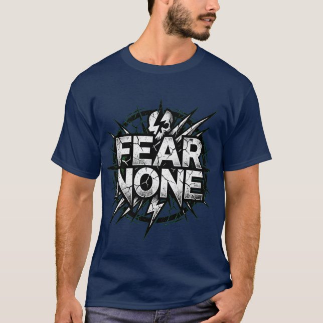 T-Shirt mit Fear None Bold Attitude Logo (Vorderseite)