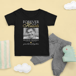 T-Shirt mit Gedenkbild für ein Kleinkind