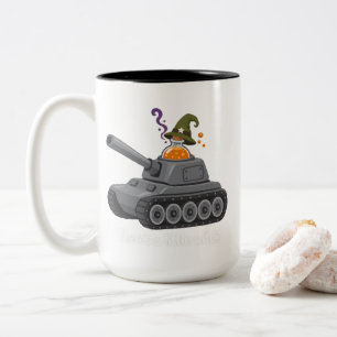 T-Shirt mit kleiner Hexe für Halloween Zweifarbige Tasse