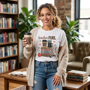 T-Shirt mit Leopardendruck und Stapel Bücher für L