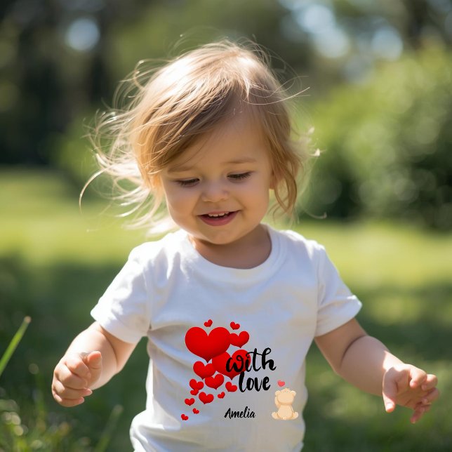 T-Shirt mit Liebe für Kleinkinder personalisiert (Von Creator hochgeladen)