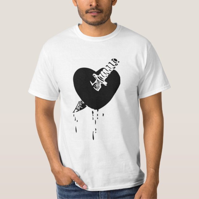 T-Shirt mit Messer durch den Herzentwurf (Vorderseite)