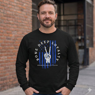 T-Shirt mit Skelett-Hand und USA-Flagge "Bone Deep Tri-Blend Shirt