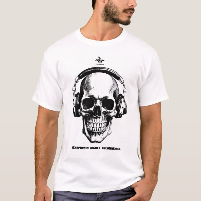 T-Shirt mit Totenkopf. (Vorderseite)