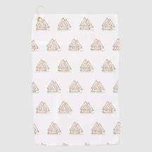 T-Shirt Off in Style: Trinity's 'Par-fect' Handtuc