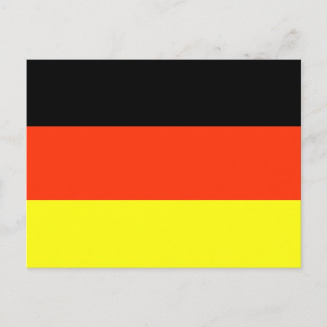 T - Shirt und Geschenke unter deutscher Flagge Postkarte (Vorderseite)