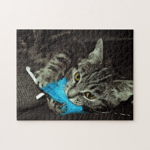 Tabby Cat mit Feather von Shirley Taylor Puzzle