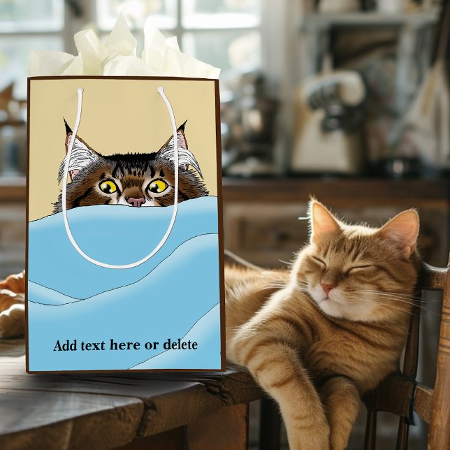 Tabby Cat Peeking Blue Funny Mittlere Geschenktüte (Von Creator hochgeladen)