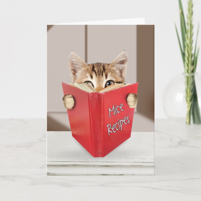 Tabby Cat Reading Book for Birthday Karte (Vorderseite)