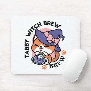 Tabby Hexentrank – Süßes Halloween-Katzendesign Mousepad