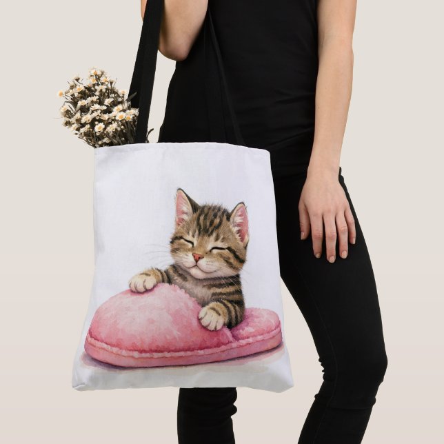 Tabby Kitten Sleeping in a Pink Slipper (Von Nahem)