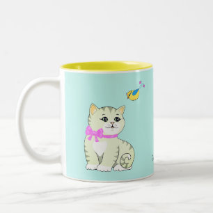 Tabby Kitty Cat & Little Bird auf Light Blue  Zweifarbige Tasse