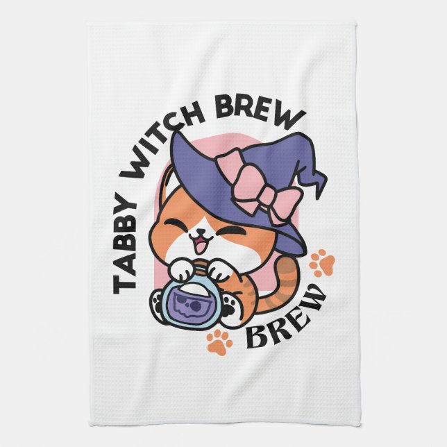 Tabby Witch Brew – Cute Halloween Cat Design Geschirrtuch (Vertikal)