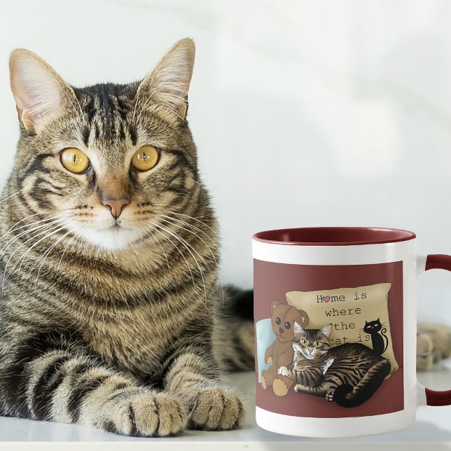 Tabby Zuhause Burgundy Cat Tasse (Von Creator hochgeladen)