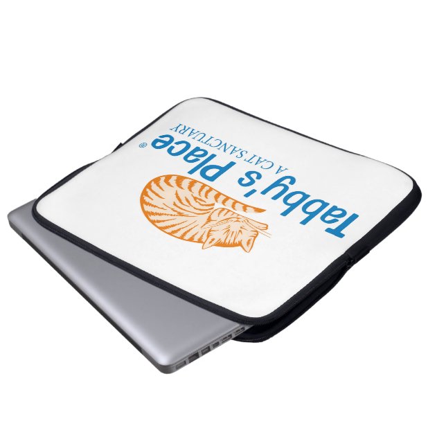 Tabby's Place Laptop Sleeve (Vorne Knopf)