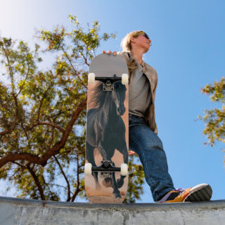 Tabla de Skate Caballo Negro del Desierto Skateboard
