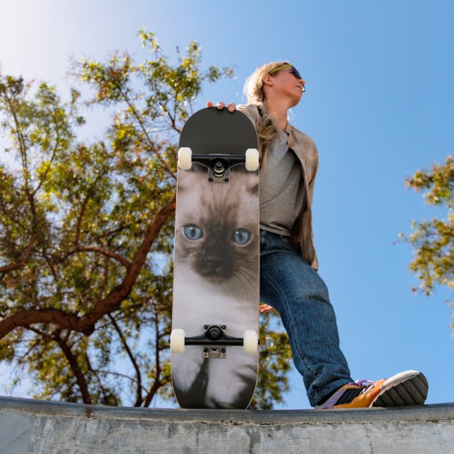 Tabla de Skate Gatico Peludo de Ojos Azules Skateboard (Außenbereich 1)