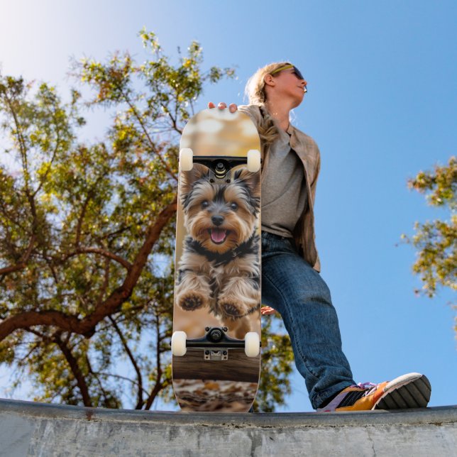 Tabla de Skate Perrito Saltando en el Bosque Skateboard (Außenbereich 1)