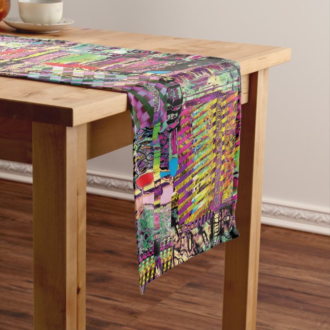 Table Runner – Urban Fractals Kurzer Tischläufer (Beispiel)