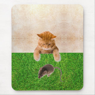 Tablettenkatze Nach Niedlicher Maus, Gras Mousepad