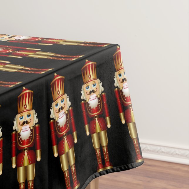 Tablettenkern mit roten und goldenen Nutcrackern Tischdecke (Beispiel)