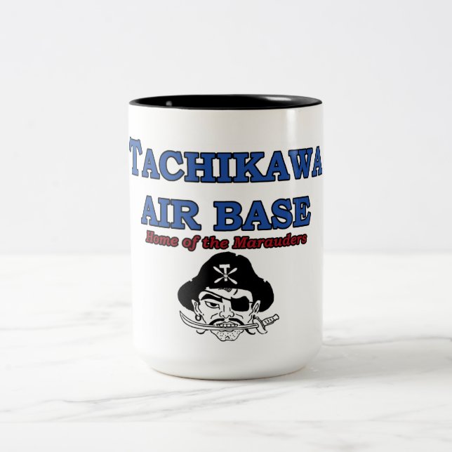 Tachikawa-Flughafen Zweifarbige Tasse (Mittel)