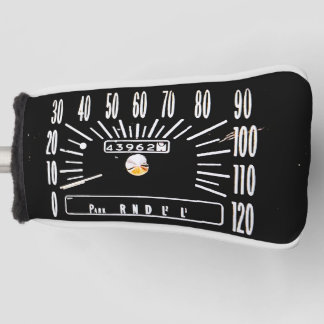 Tachometer eines klassischen Autos von 1968 Golf Headcover