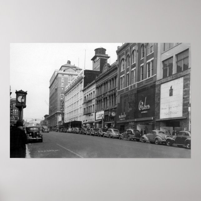 Tacoma, WA-Aussicht auf den Broadway mit Blick nac Poster (Vorne)