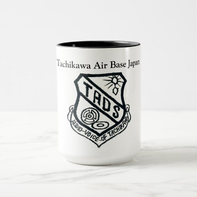 TADS The Voice of Tachikawa Air Base Japan Tasse (Zentrum)