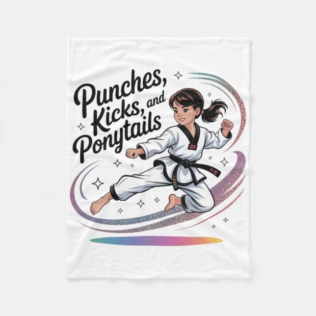 Taekwondo Girl Black Belt Punches Kicks Ponytails  Fleecedecke (Vorderseite)