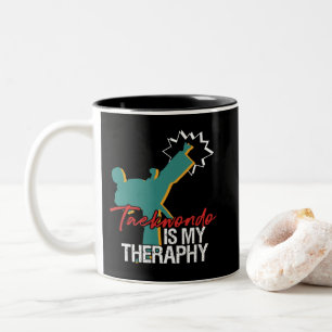 Taekwondo ist meine Therapie Black Belt Martial Ar Zweifarbige Tasse