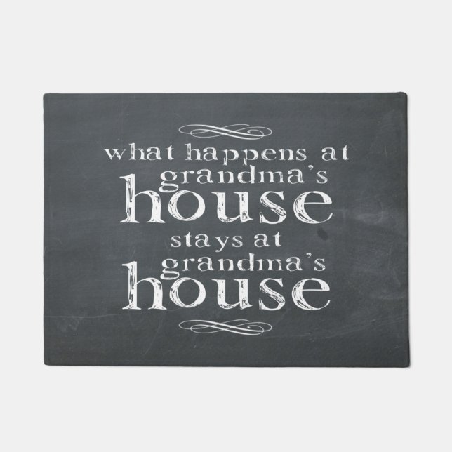 Tafel, was im Haus von Oma passiert Fußmatte (Vorderseite)