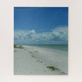Tag am Strand mit tropischem Wasser Puzzle