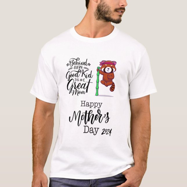 Tag der Roten Panda Mutter 2024. T-Shirt (Vorderseite)