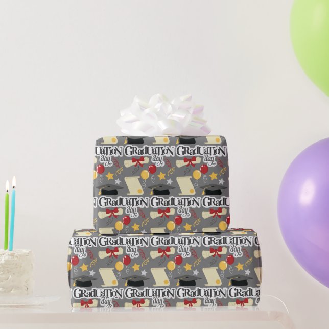 Tag des Abschlusses Typografie Geschenkpapier (Partygeschenke)