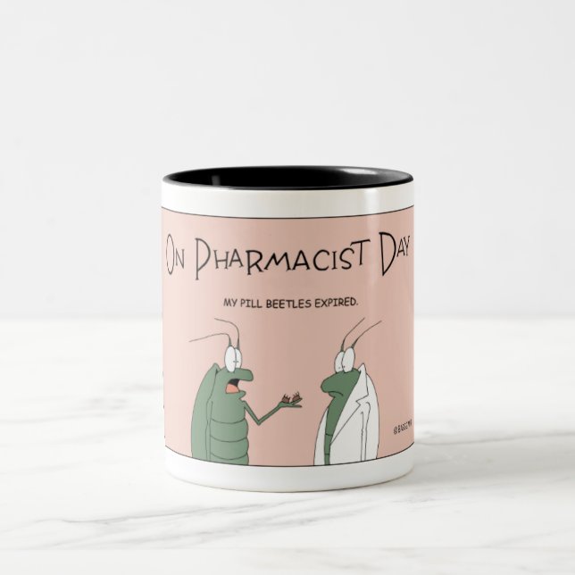 Tag des Apothekers Zweifarbige Tasse (Mittel)