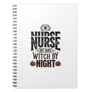 Tagespflegekraft, Hexe bei Nacht Halloween-Shirt-D Notizblock