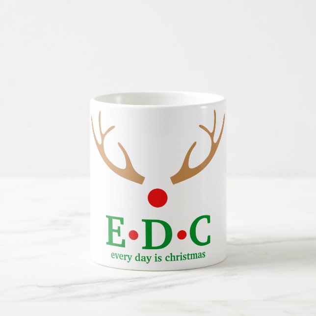 Täglich ist Weihnachten Tasse (Mittel)