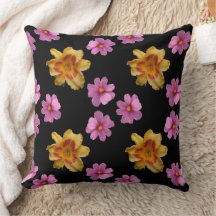 Taglilien und Kosmos-Blume im schwarzen Hintergrun