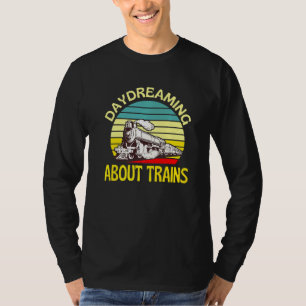 Tagträumen über Züge Eisenbahn-Lokomotive T-Shirt