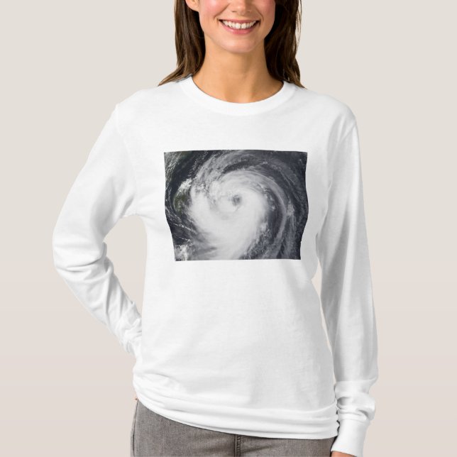 Taifun Chaba im Western des Pazifischen Ozeans T-Shirt (Vorderseite)