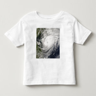 Taifun Neoguri nähernde China Kleinkind T-shirt